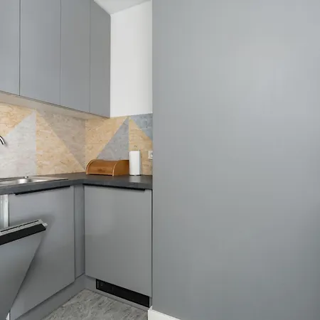 Niedzialkowskiego By Renters Апартаменти *