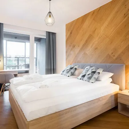 Апартаменти Niedzialkowskiego By Renters *