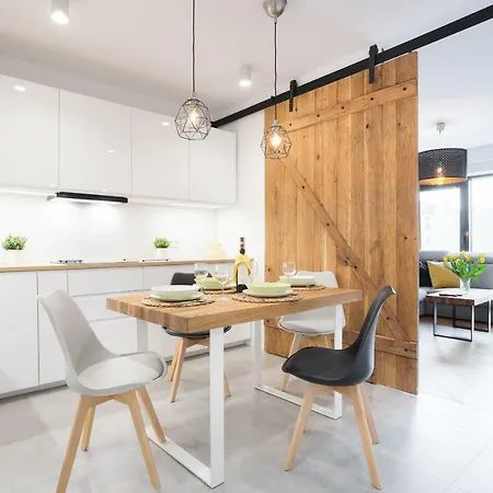 Niedzialkowskiego By Renters Апартаменты *