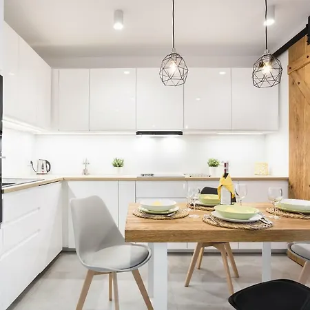 Niedziałkowskiego By Renters *