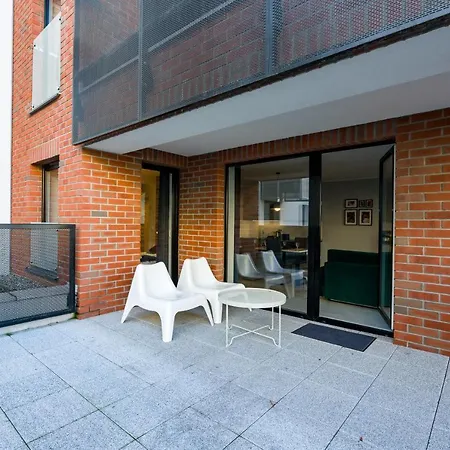 Niedziałkowskiego By Renters *