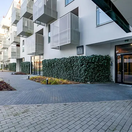 Niedzialkowskiego By Renters * Познань