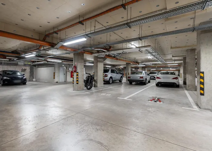 Niedzialkowskiego By Renters Apartment