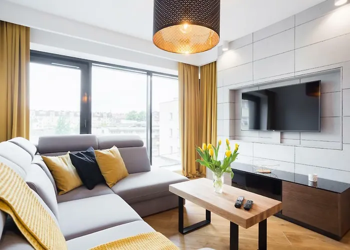 Niedzialkowskiego By Renters Apartment *